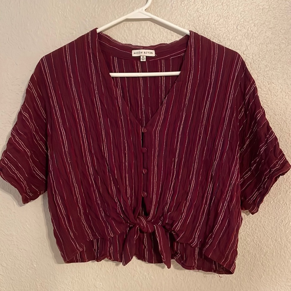 MOON RIVER Top